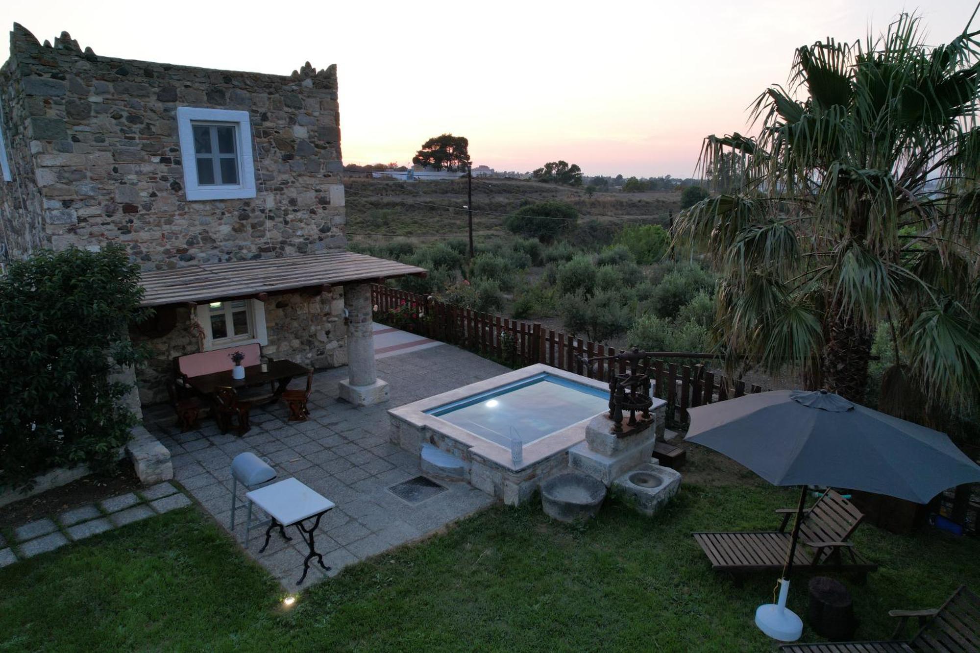 Traditional Kos Villa With Swimming Pool, Lawn Yard And Bbq Екстер'єр фото